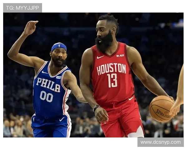 快船球员训练照曝光伦纳德哈登等明星齐聚展现团队氛围