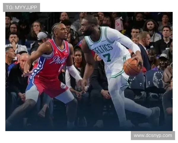 埃奇库姆、马克西双核发威,76人险胜绿军 埃奇库姆、马克西双核发威,76人险胜绿军